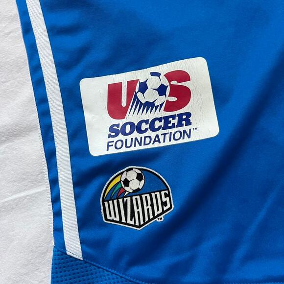 2000’s Adidas Kansas City Wizards Kit Shorts - M - Picture 2 of 3